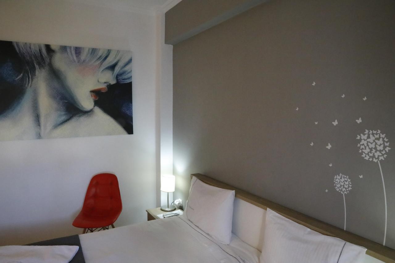 Metaxourghio Boutique Apartment Athènes Extérieur photo